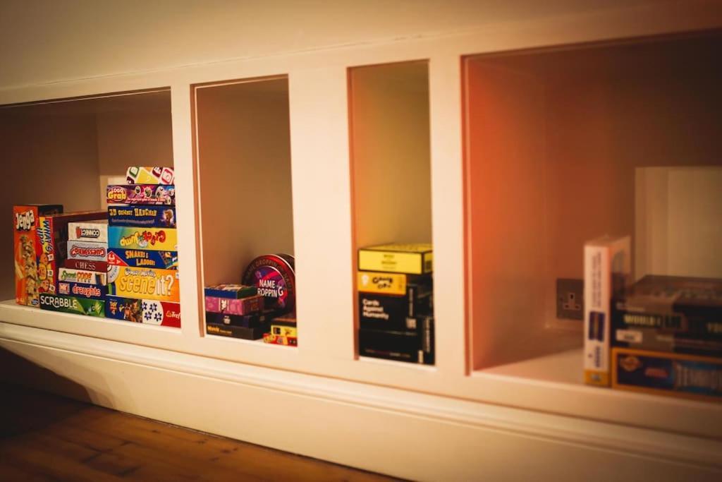 Games And Movies Lounge 7 Bed City Centre Apartment Newcastle Upon Tyne Esterno foto